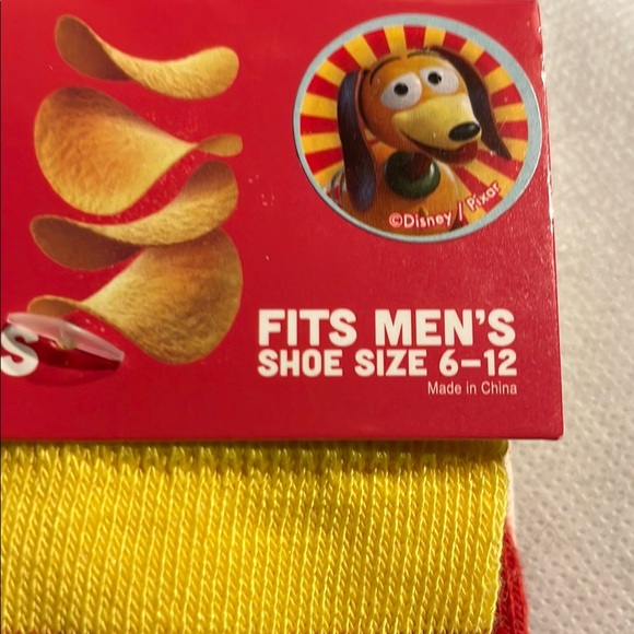 Pringle Red and Black Crew Socks - Picture 2 of 6